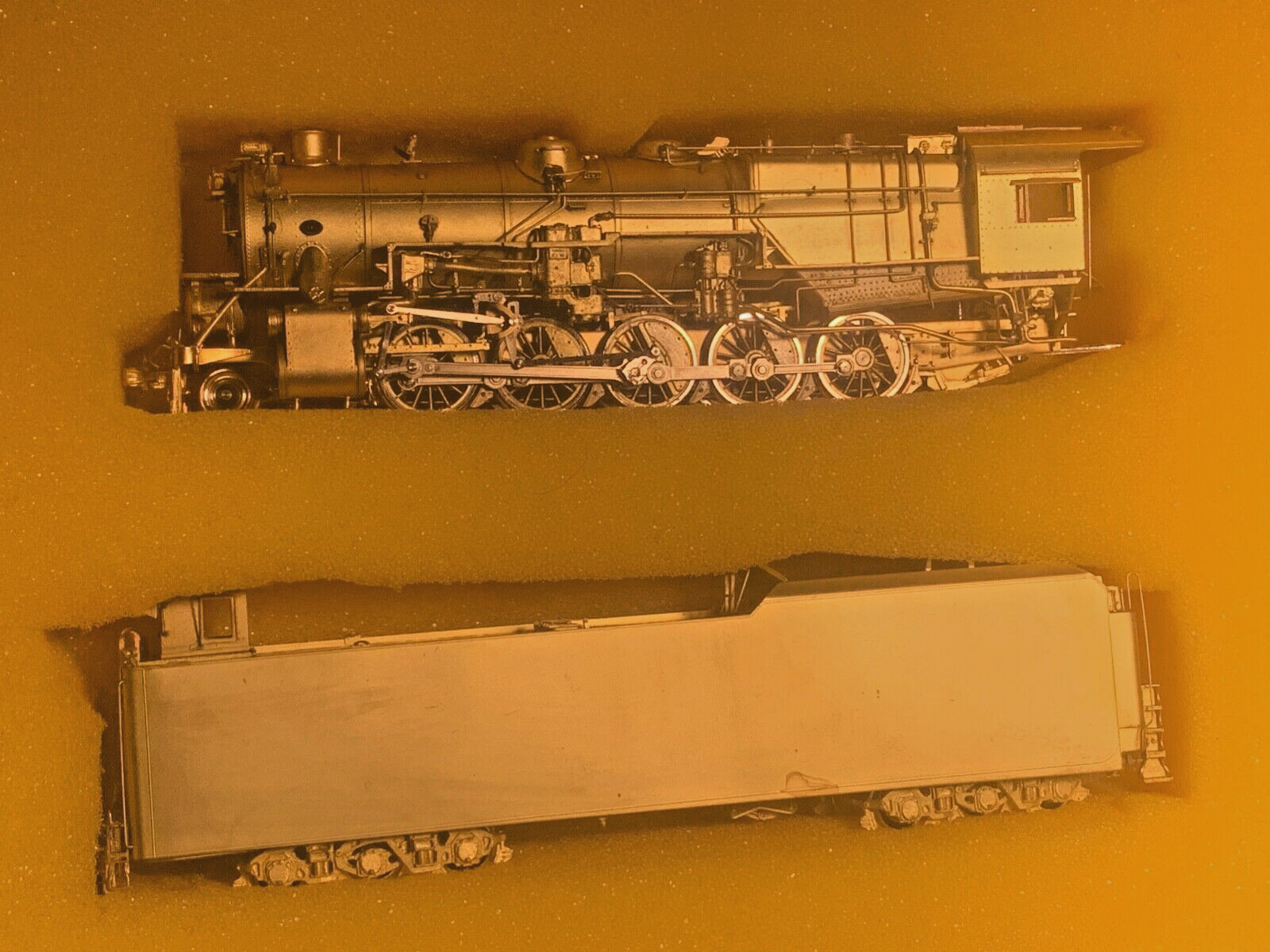 RAIL WORKS LTD. RARE UNPAINTED BRASS HO PRR I-1s 2-10-0 STEAM LOCO & TENDER