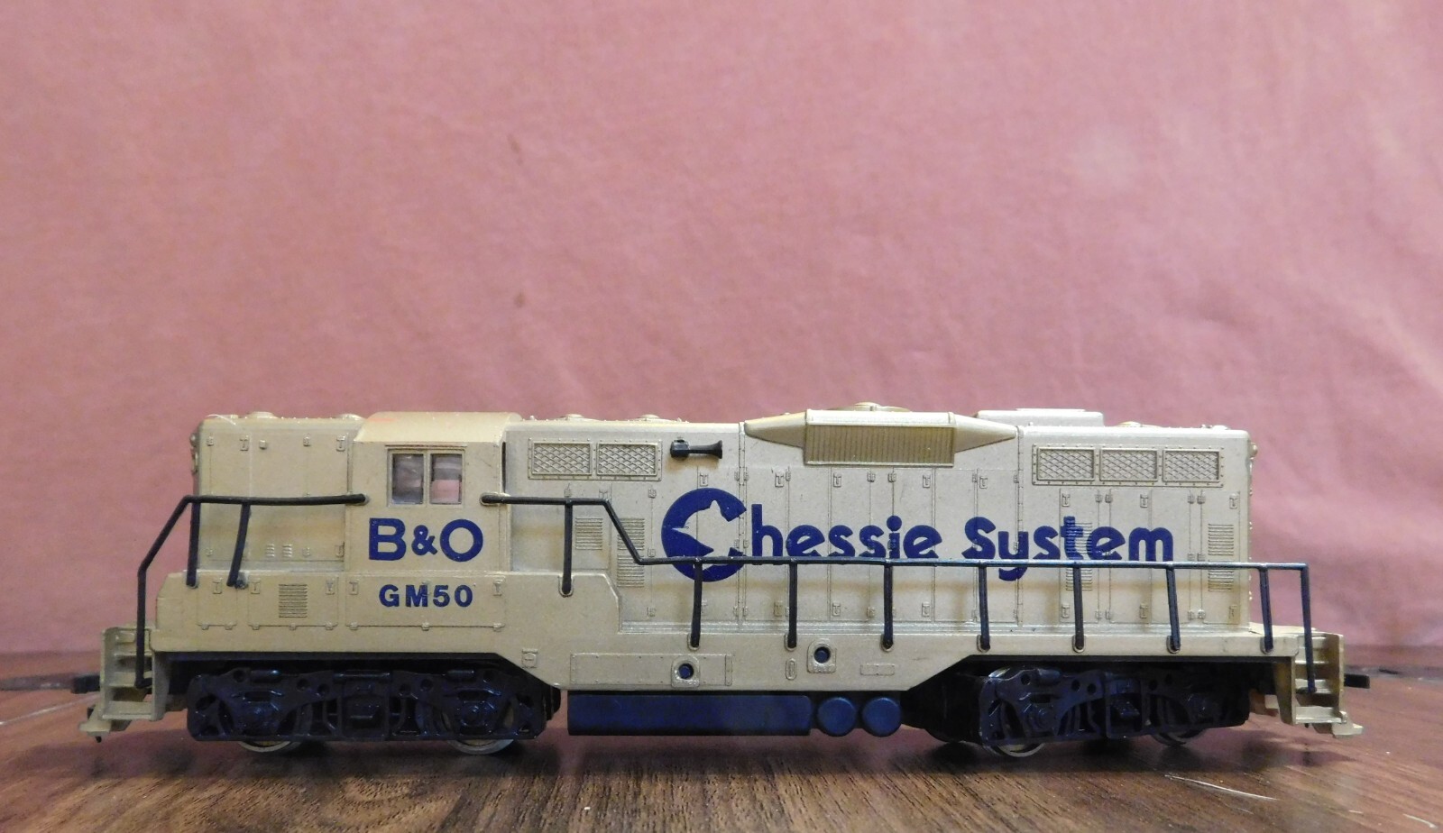 Lionel GP7 Diesel Locomotive Special Anniversary ~ CHESSIE SYSTEMS ~ GM50 – HO