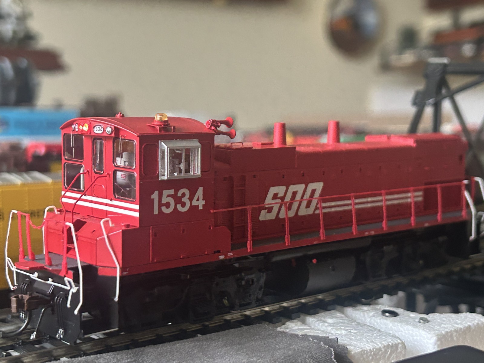 HO Athearn Genesis 66191 with DCC/SND Soo MP15AC #1534 Tsunami Decoder