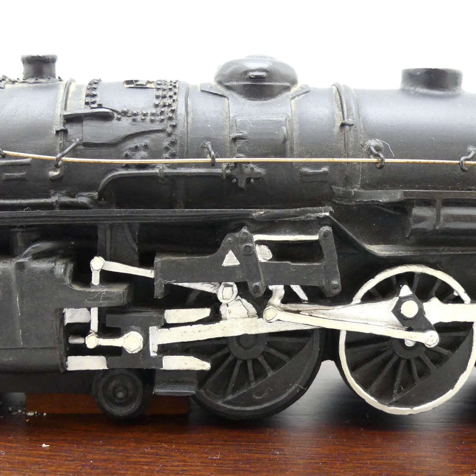 Lionel 1937 700 E Scale Hudson 5344 J-IE locomotive Train Model with Base