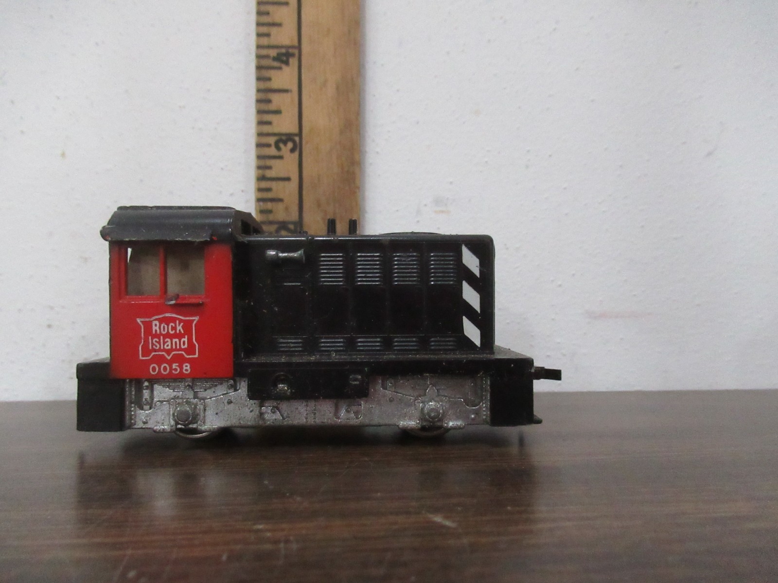 Vintage Lionel locomotive Husky Switcher Rock Island 0058 TESTED WORKS HO