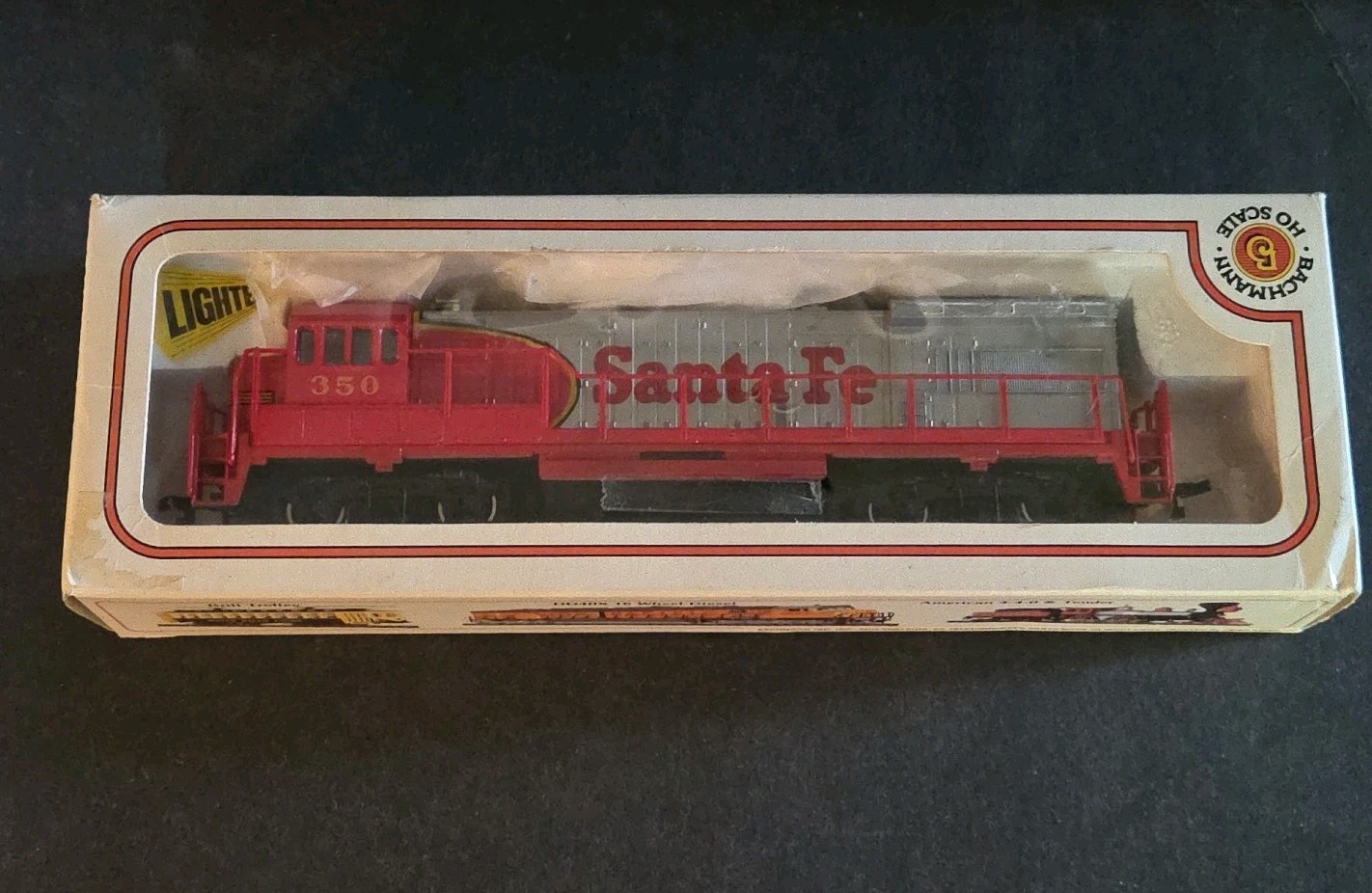Bachmann HO GAUGE GE U36B LIGHTED Diesel Santa Fe Item No. 64002 NEW in BOX