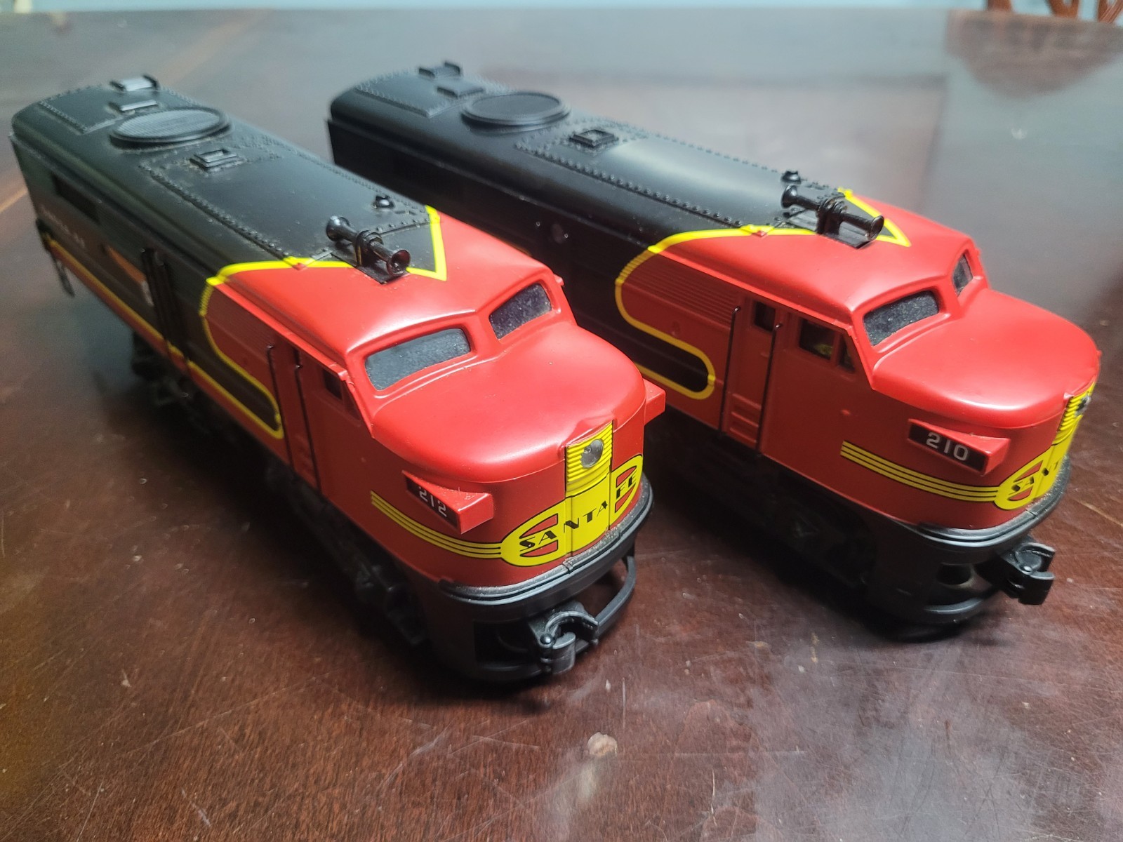 Santa Fe Midnight Chief Alco FA AA Diesel with Horn (#210- #212)SKU: 6-21198