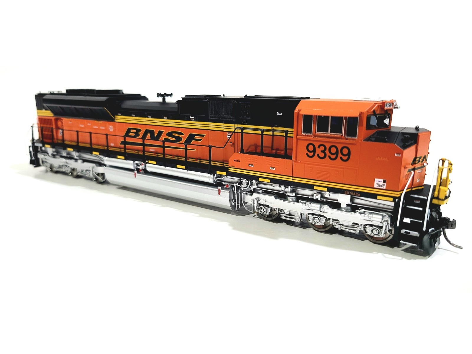 Division Point BNSF SD70ACe Burlington Northern SF #9399 HO Brass DP-2401.2 DCC