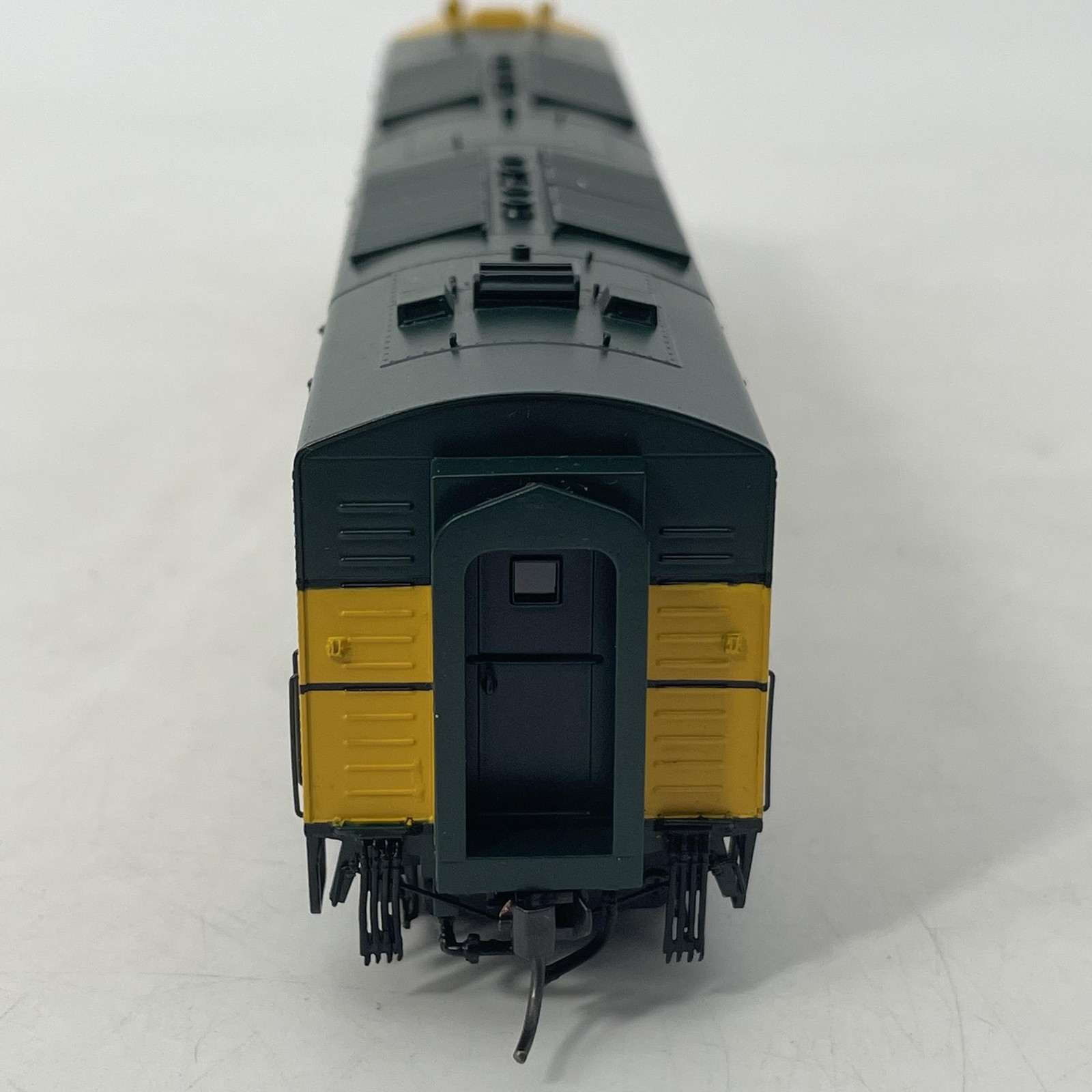 Vintage Railway Classics HO EMD E3 AA Diesel Locomotive Set C&NW Yellow Brass