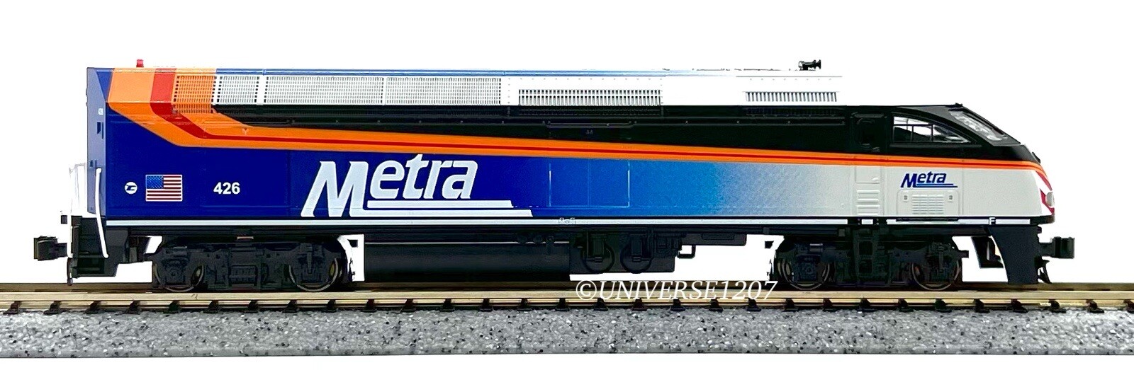 N Scale Kato 176-6122 MPI MP36PH Chicago Metra #426 Diesel Engine Locomotive NIB