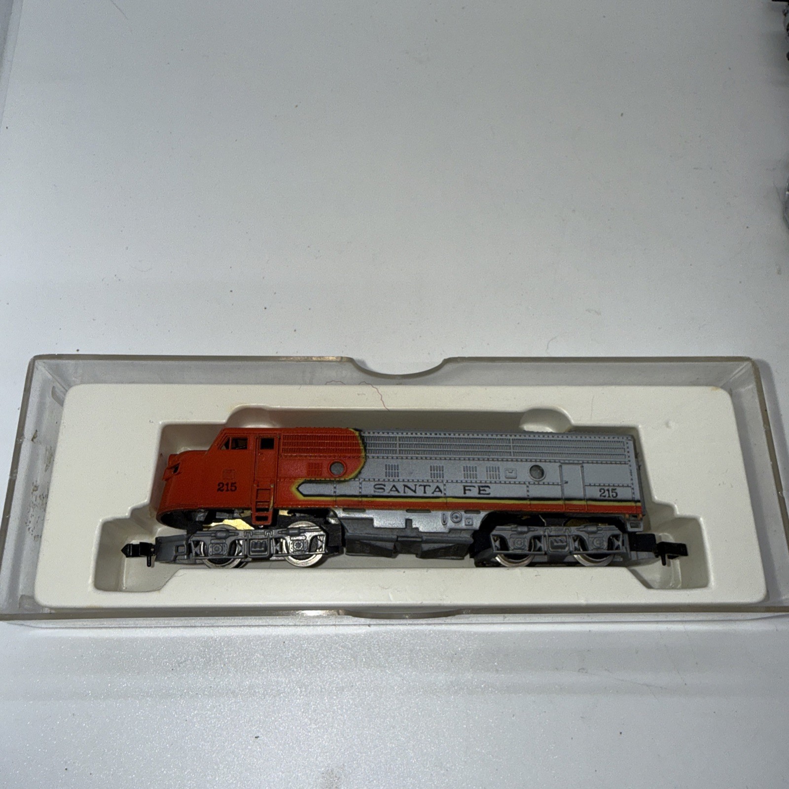 N Scale Arnold Rapido Revell N Desert Chief Santa Fe Passenger Train 13 Cars