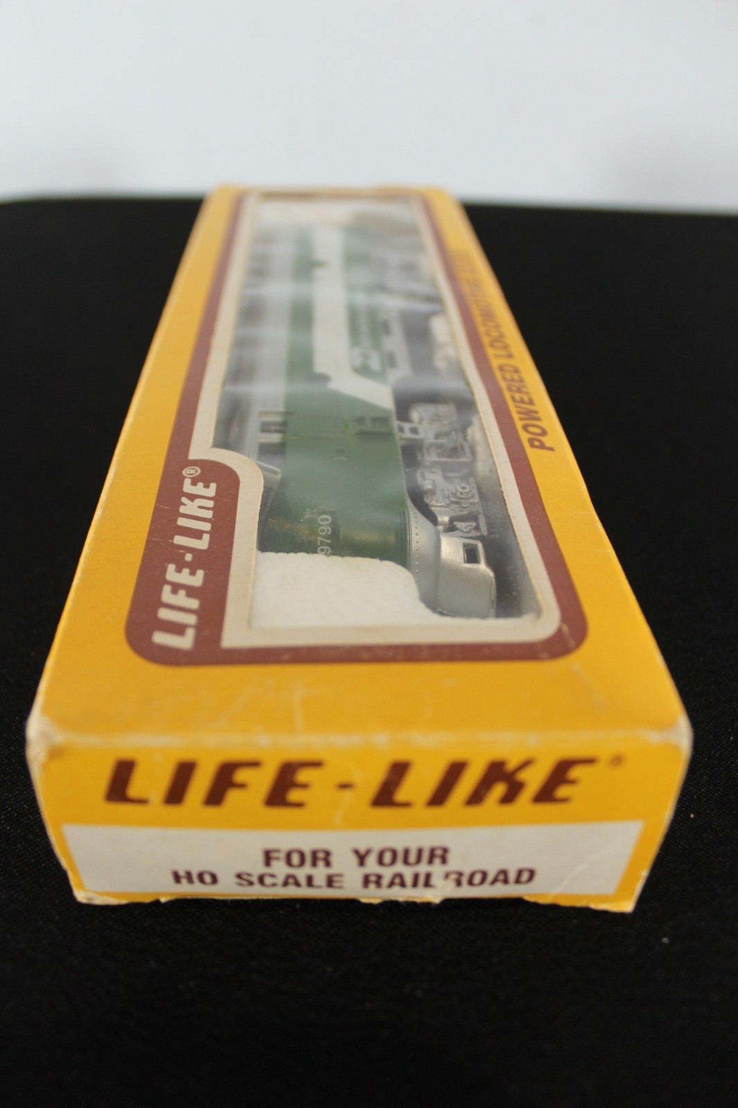 Life Like Burlington Northern 9790 Power Locomotive Train Loco Headlight