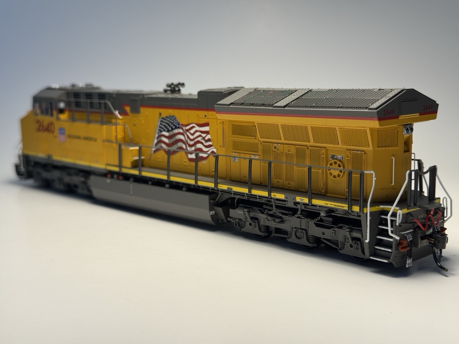 Intermountain 497104S-05* HO Scale ET44AC Union Pacific #2640 DCC