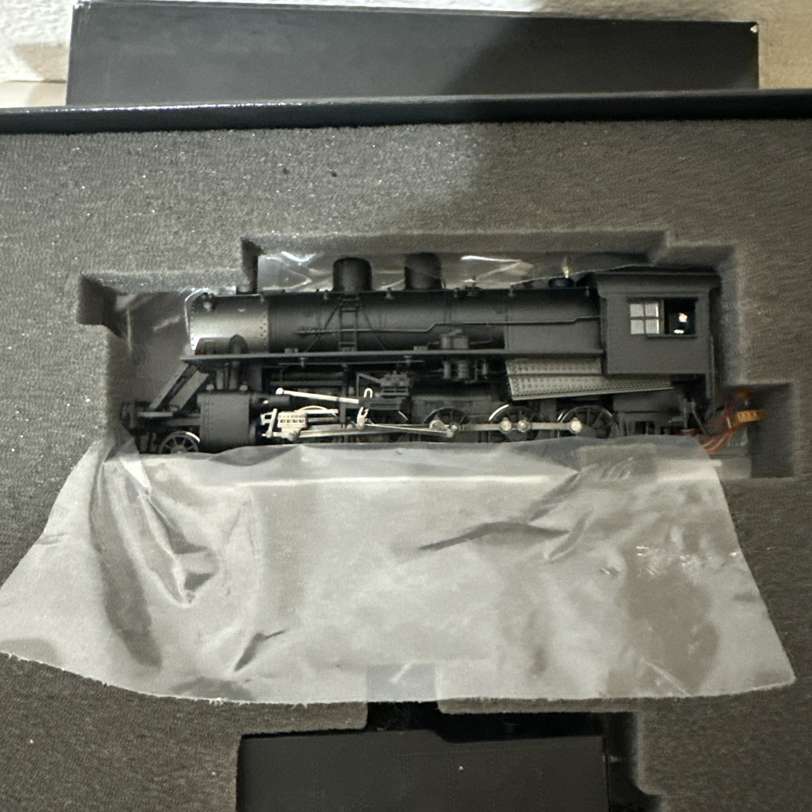 Bachmann Spectrum 2-10-0 Russian Decapod HO Steam Locomotive (81701)