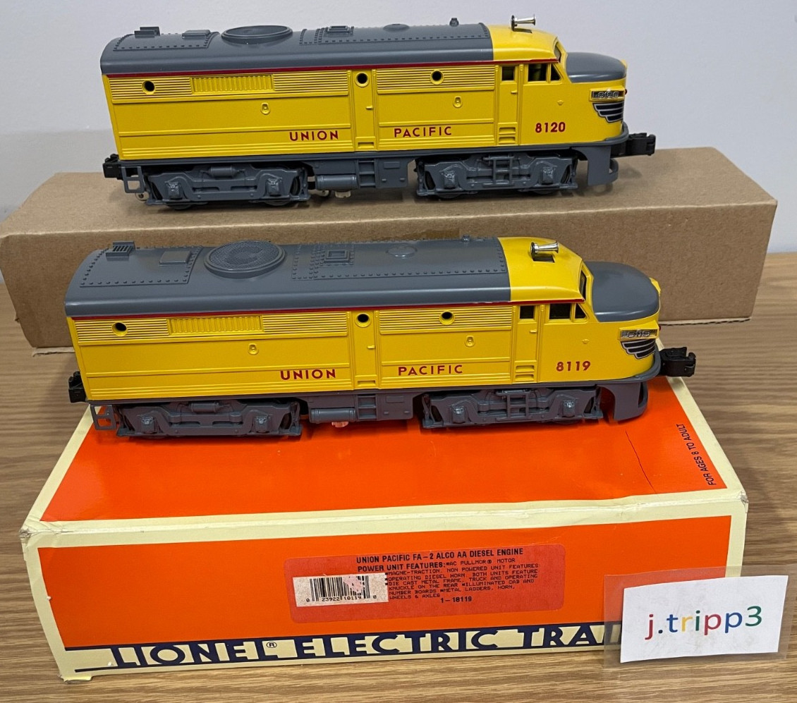 Lionel #18119 Union Pacific Alco AA Diesel Engine Locomotive Train O Gauge Pair