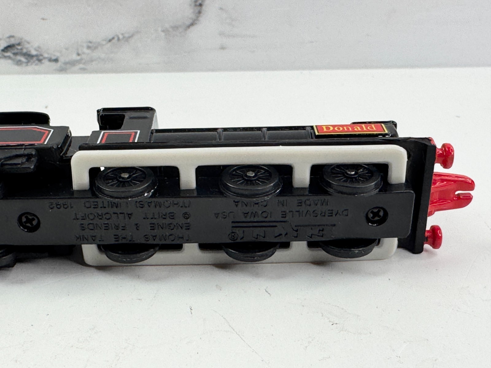 ERTL Douglas “Thomas The Train” Locomotive & Sodor Fuel Train Car | A++ Shape
