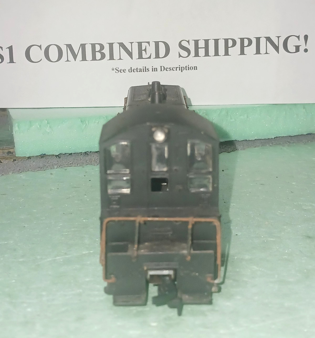 HO SCALE NON POWERED SW-1500 SWITCHER (COW); PENNSYLVANIA; Mi0715-1
