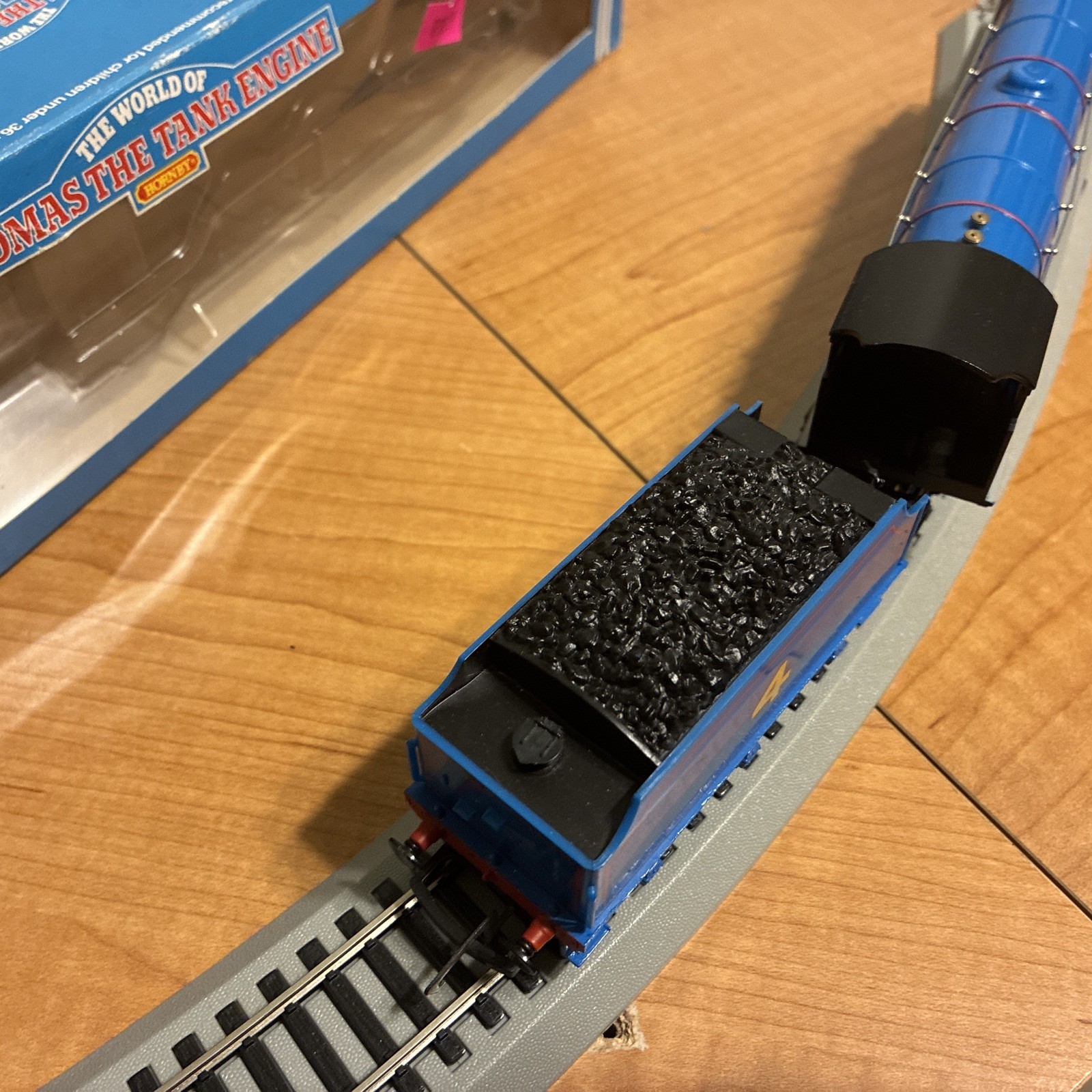 Hornby R383 Gordon The Big Blue Engine No.4 Thomas The Tank Engine OO Boxed