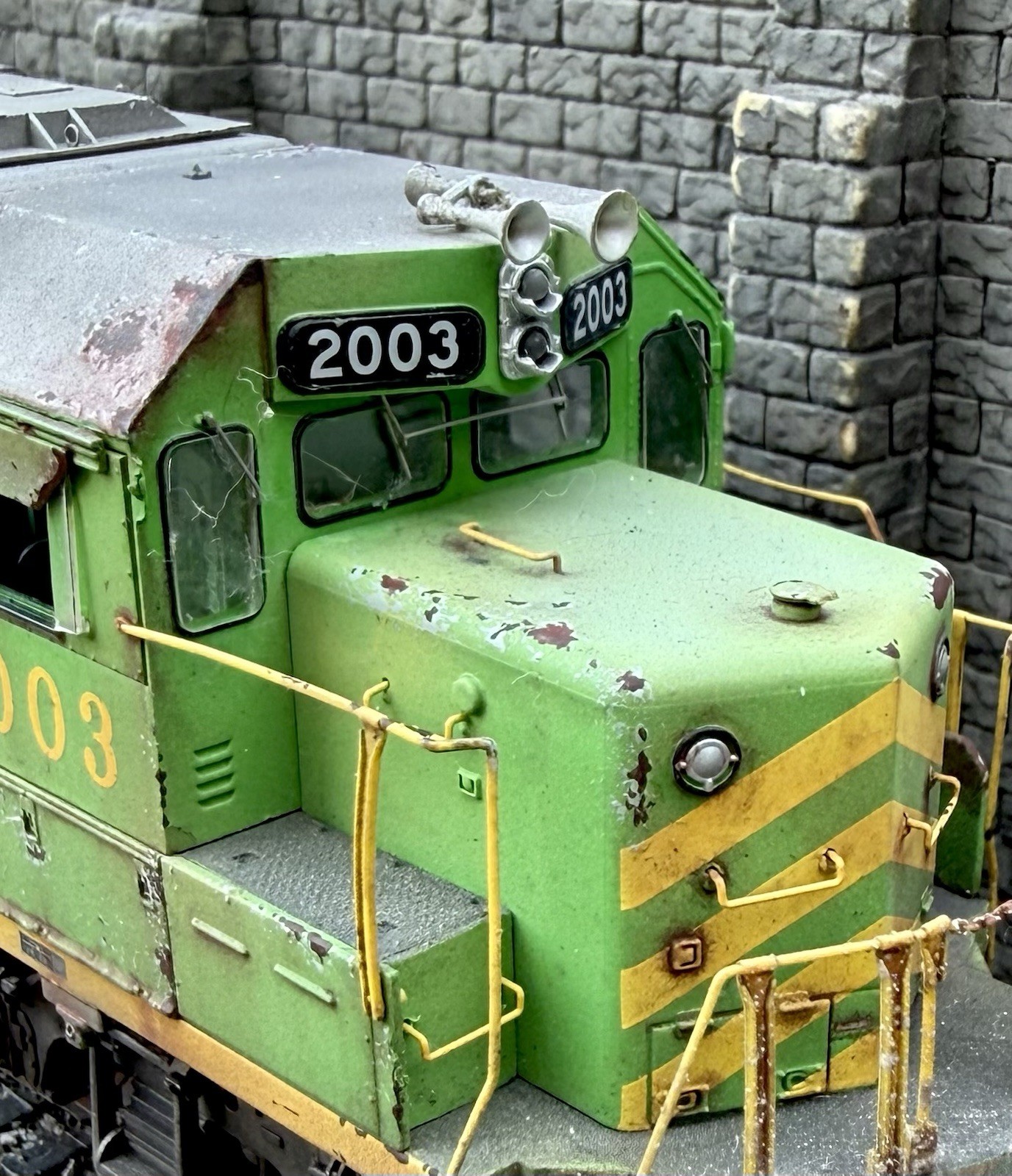 HO Scale Athearn Genesis Illinois Terminal #2003 GP38-2 DCC/SOUND/NIB/Weathered