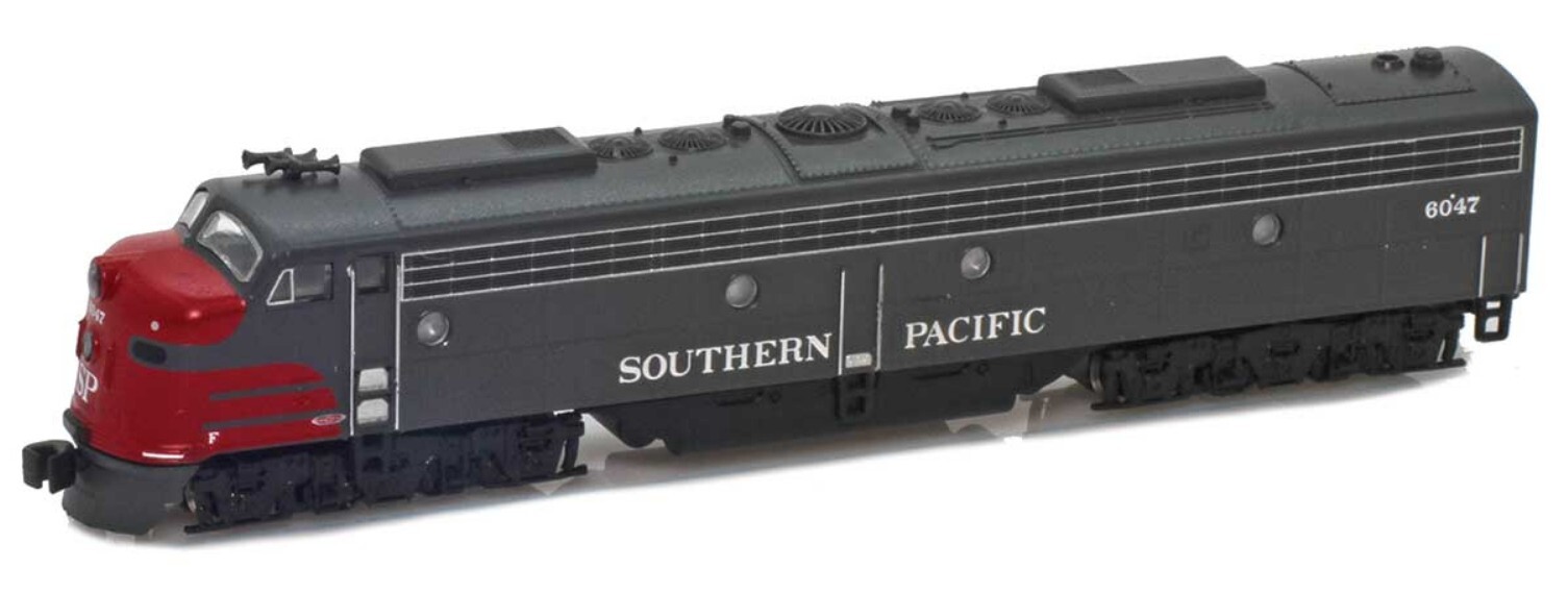 AZL 62616-2 Z Scale SP Southern Pacific E8A Diesel Locomotive #6051 *NEW TESTED