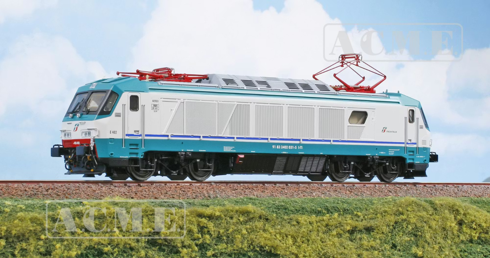 ACME 69023 E402 031 XMPR FS Trenitalia Green/Red Logo, DCC SOUND