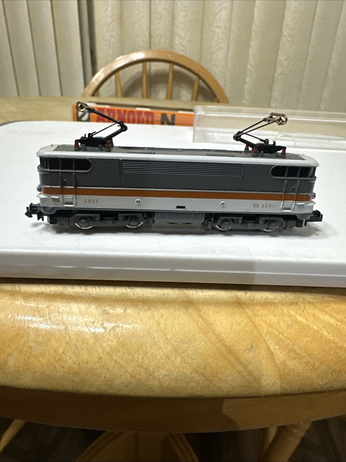 N Scale Arnold 2481 SNCF French Class BB 9200 Electric Locomotive #9291