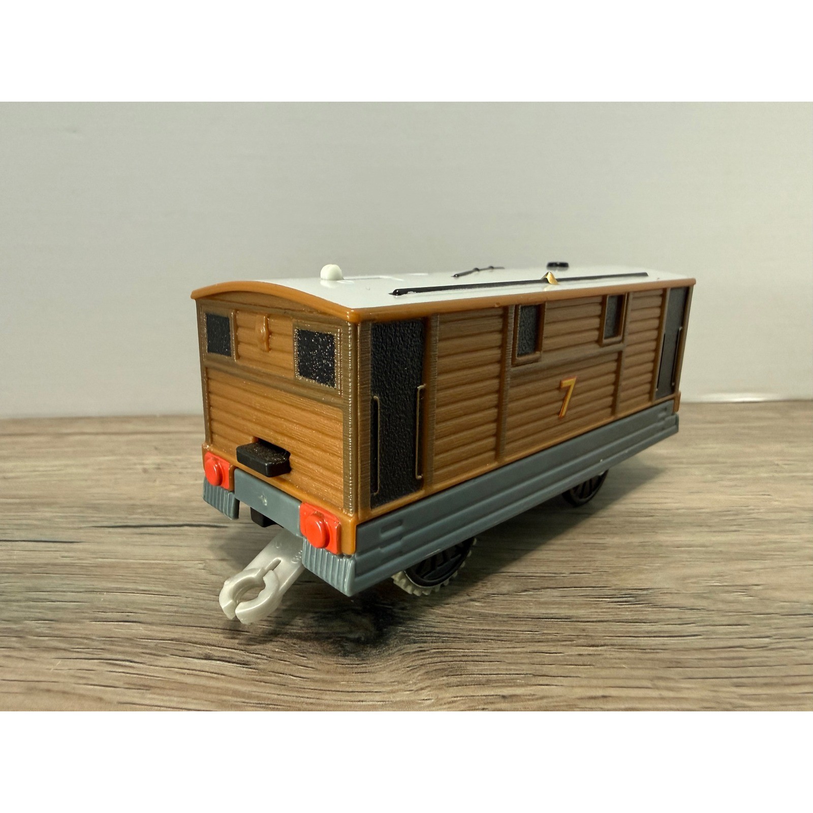 Thomas & Friends TrackMaster Toby Tram Engine Motorized Train 2013 Mattel No 7
