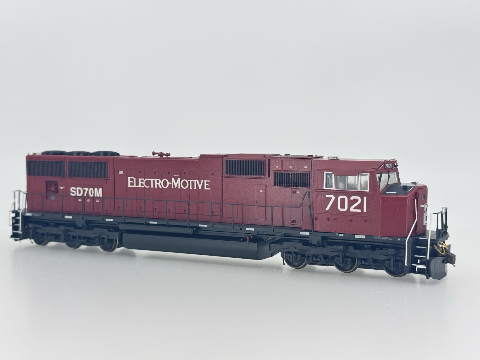 HO Athearn Genesis EMD Lease SD70M Diesel Locomotive #7021 DCC ONLY