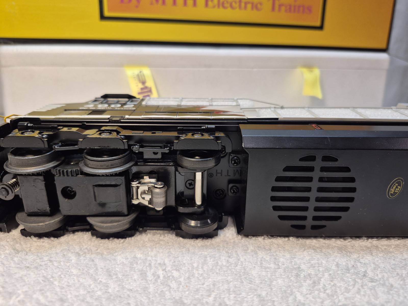 Rail King O Gauge 30-20434-1e Norfolk Southern ES44AC Imperial Diesel w/ PS3