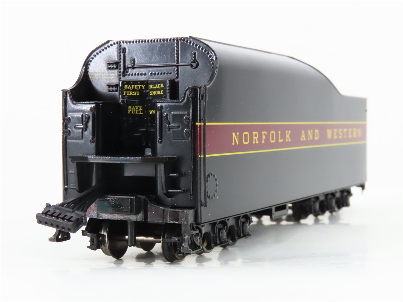HO Broadway Limited BLI 1113 N&W 4-8-4 Class J Steam #600 – DCC ONLY w/ Sound