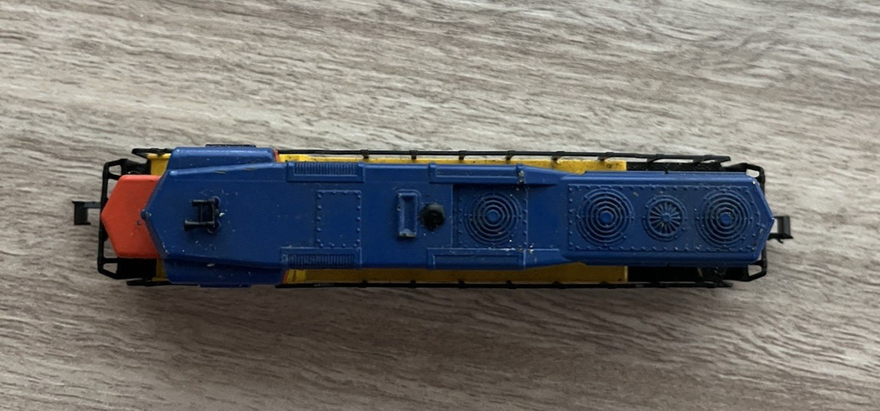 N scale Atlas C&O Chessie System GP30 Diesel Locomotive TESTED SEE DESC