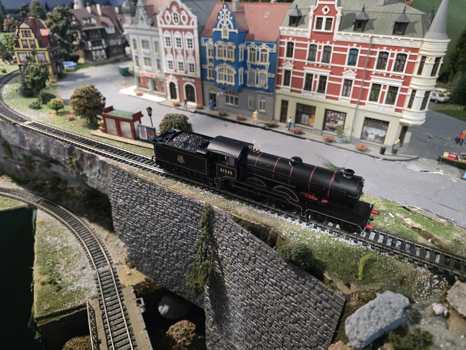 Hornby BR B12/3 Steam Locomotive R3431 OO Scale DCC Ready