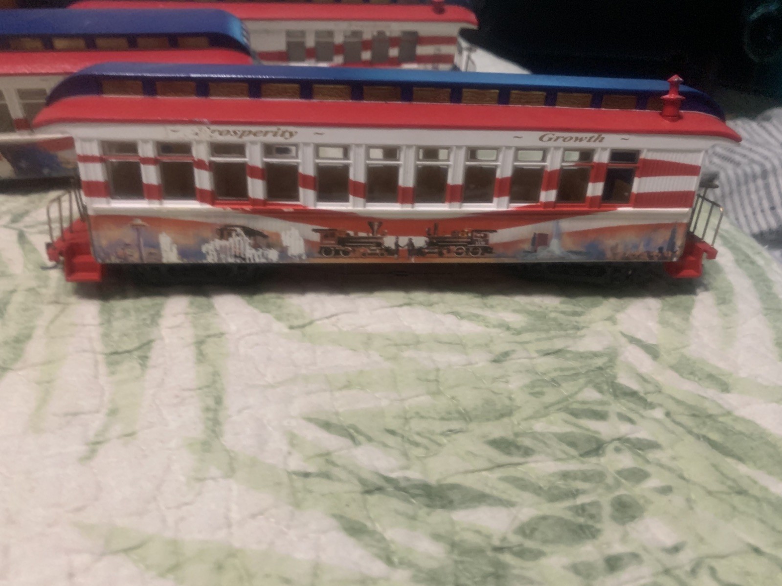 In 30 Guage 1:48 10 piece as shown in pics