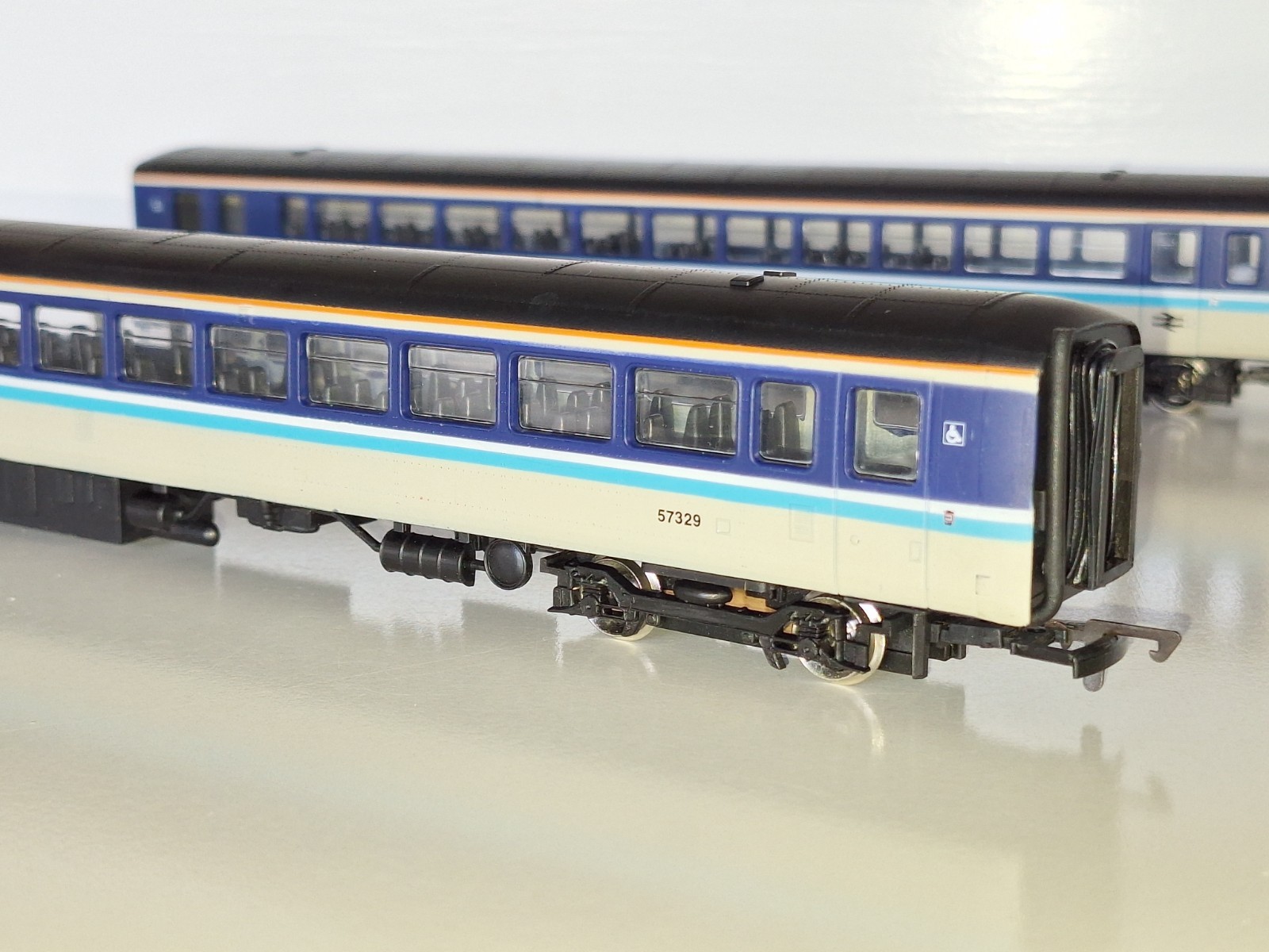 Dapol D083 2 Part DMU Set. New Old Stock. Mint Cond. Boxed. 2 Rail DC. OO Scale.