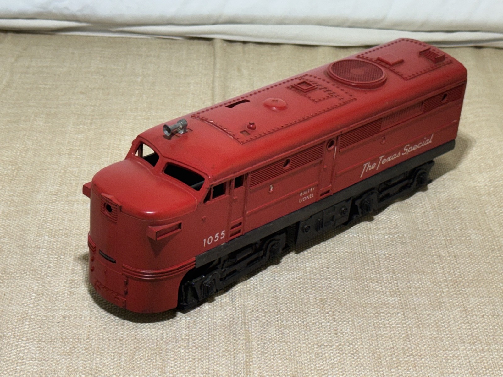 Lionel Postwar 1055 Texas Special Alco A Unit. Runs well