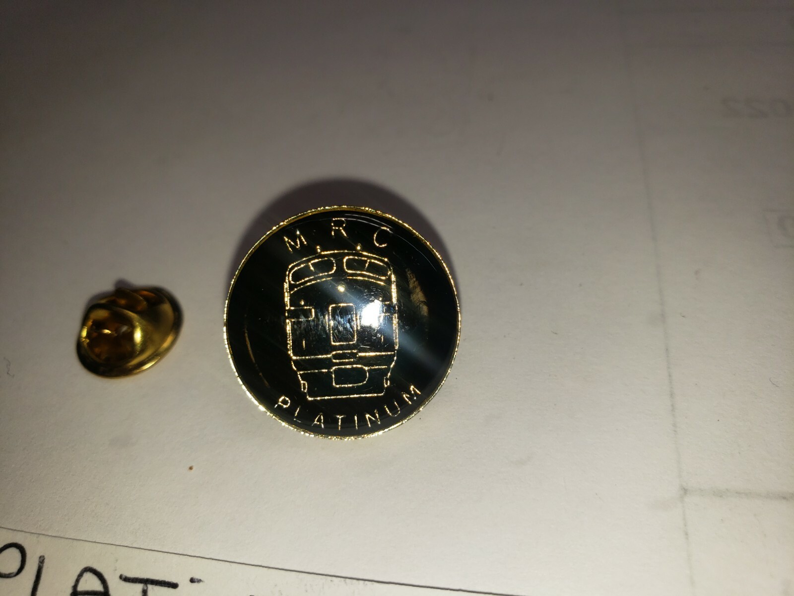 MRC HAT PIN PINBACK BLACK AND GOLD PLATINUM SERIES LOCOMOTIVE COLLECTABLE PIN