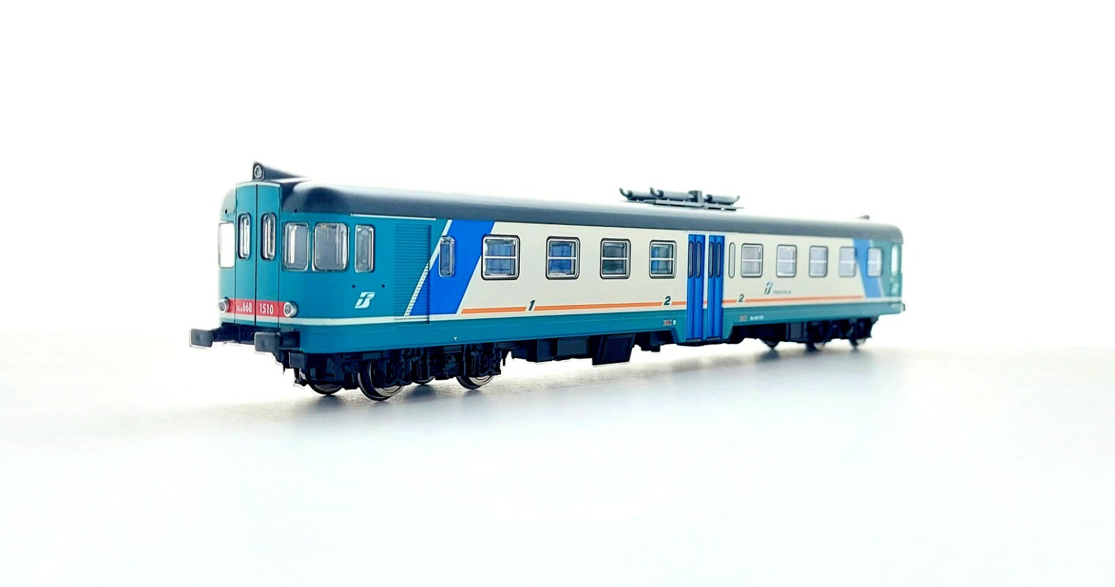 VITRAINS 2762 ALN 668.1510 XMPR FS Trenitalia, Illuminated DCC SOUND