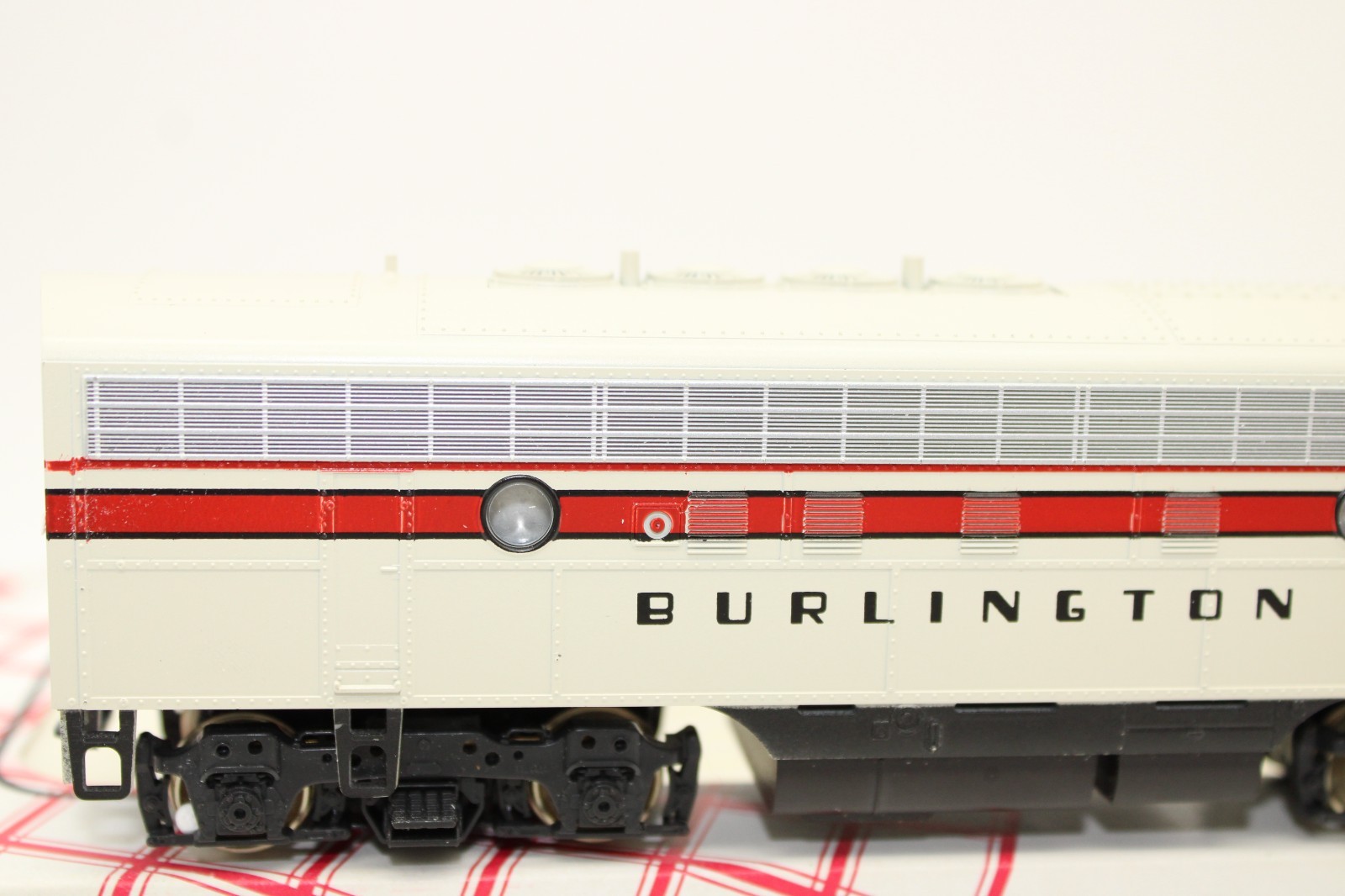 Stewart HO CB&Q Chicago Burlington EMD F3 Ph. IV AB Locomotive Set NOS DCC Ready