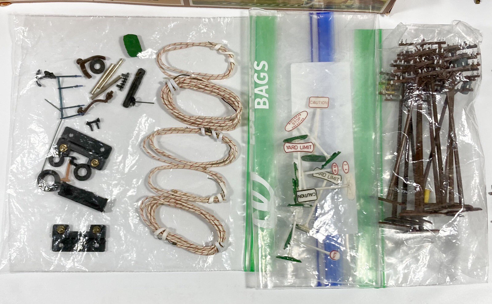 LOT HO Tyco Atlas Track Train Log Dump Autoloader Piggyback Car Set Switches Vtg