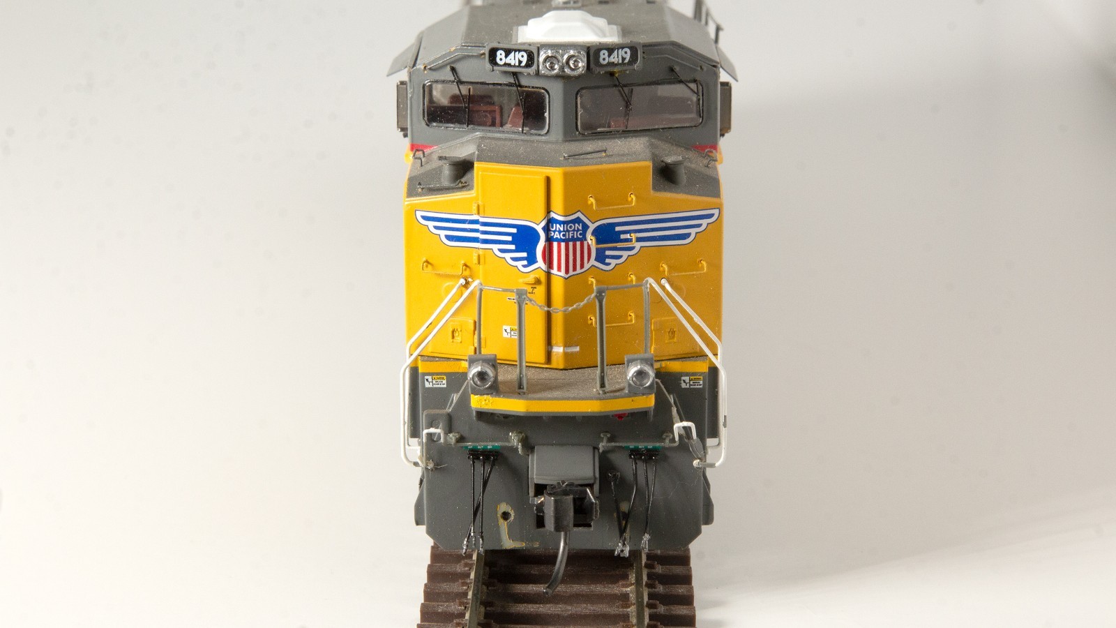 HO Scale Athearn Genesis Union Pacific SD70ACe DCC No Sound USED