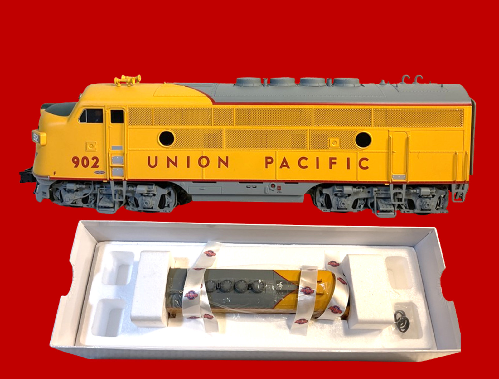 ATLAS O SCALE UNION PACIFIC F3 PHASE II POWERED A & B (BOTH) TMCC RAISOUNDS LNC8