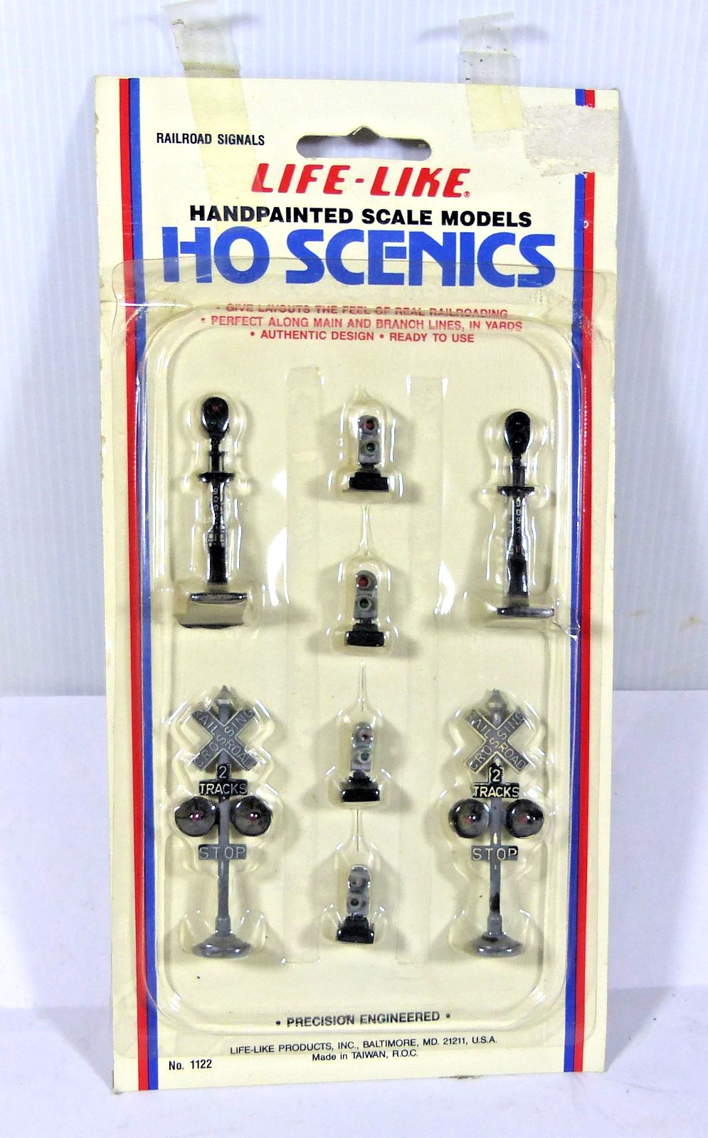 Rail Road Signals Life Like Hand Painted Scale Models HO Scenics # 1122