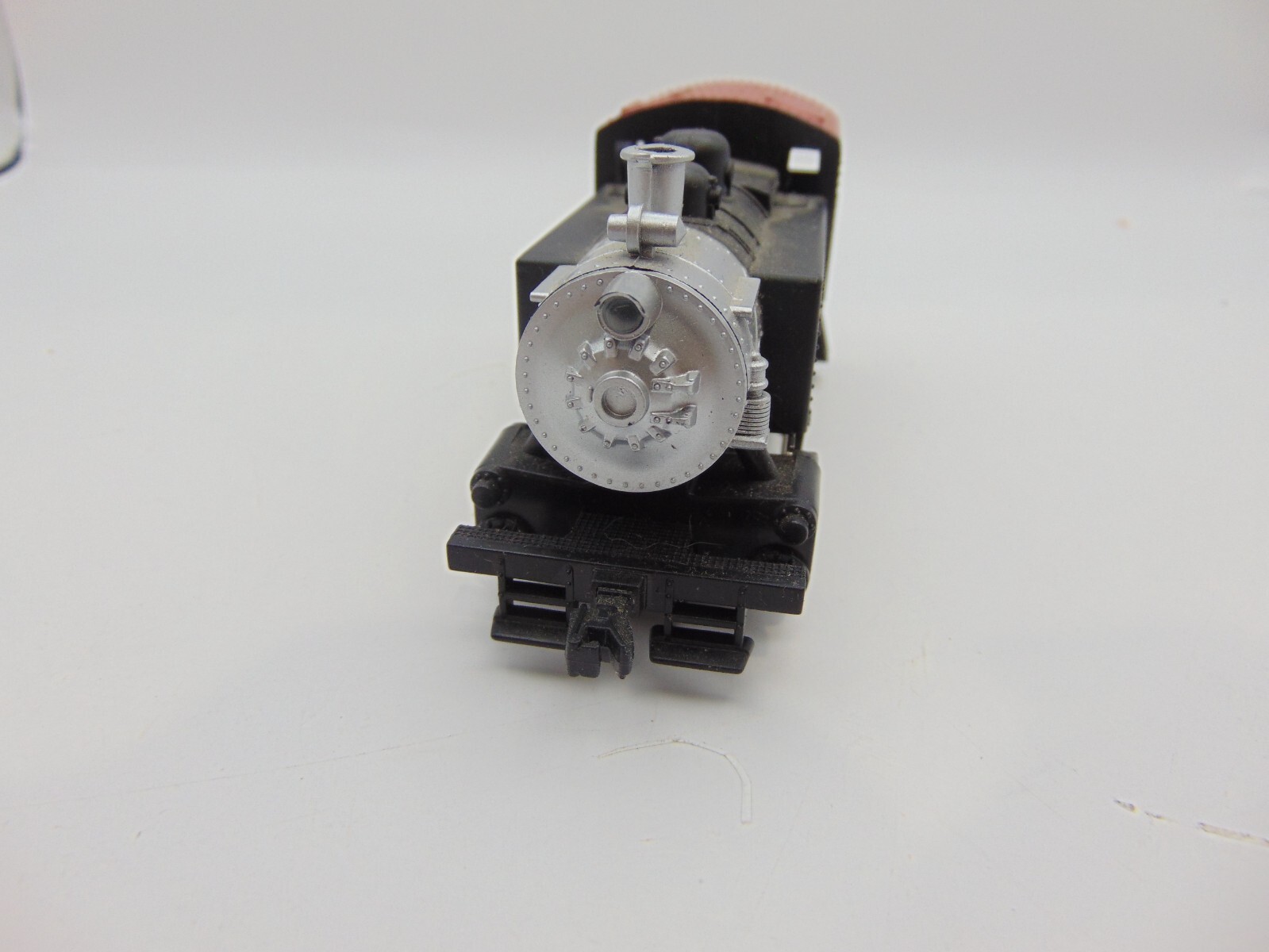 Ho scale Model Power Deluxe 0-4-0 23 Santa Fe Locomotive, Model 6500 in Box