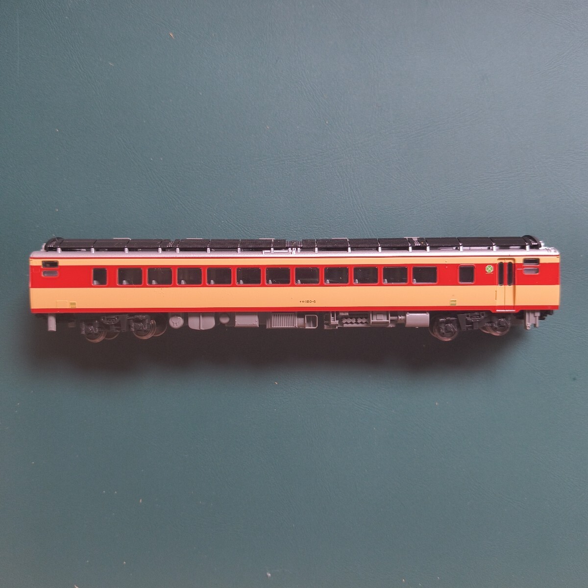 KATO Kilo 180-6 10-2017 From Kiha 181 series Hakuto 5-car set