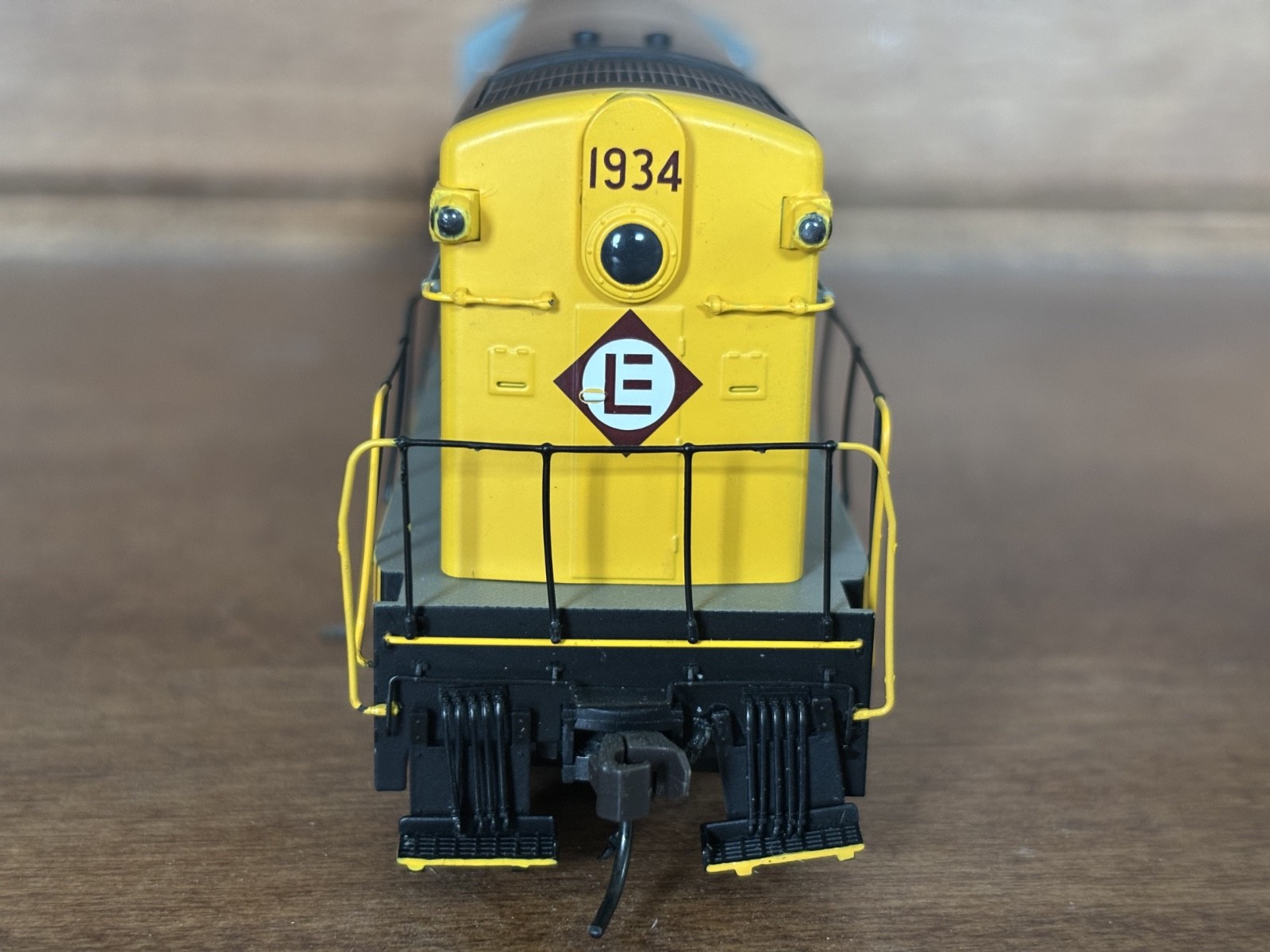 Atlas Classics HO Erie Lackawanna H16-44 Locomotive Road #1934 Runs Okay
