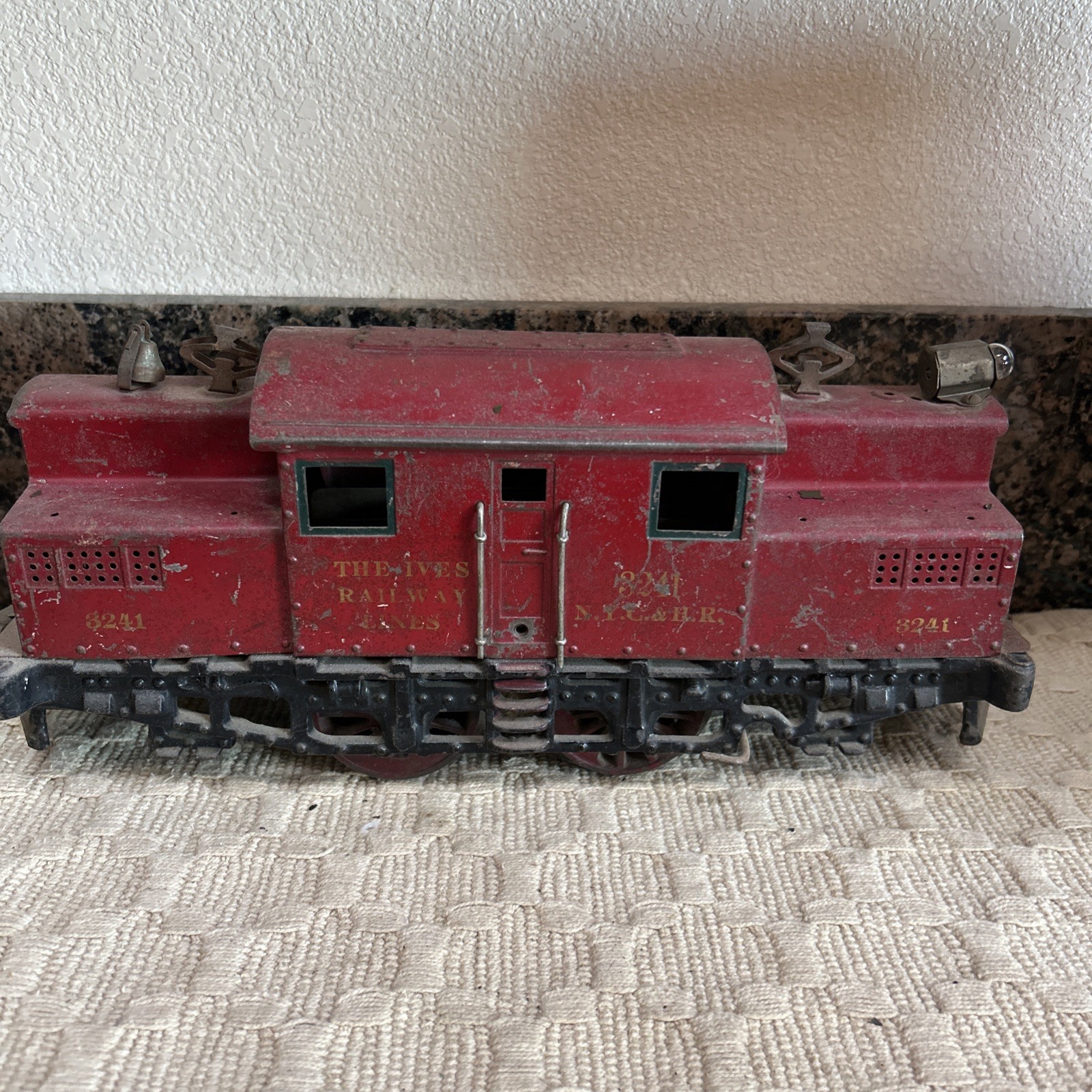 Pre War Wide Gauge IVES 3241 Electric Locomotive