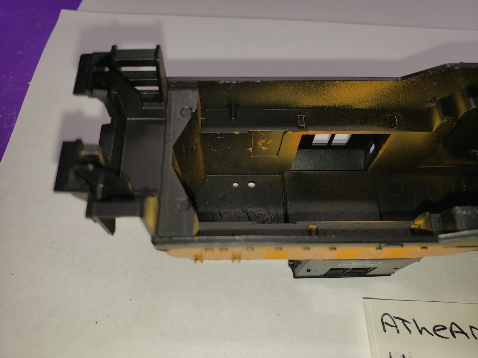 GP9 SHELL ONLY ATHEARN BLUE BOX 30590 HO SCALE Milwaukee Road Body