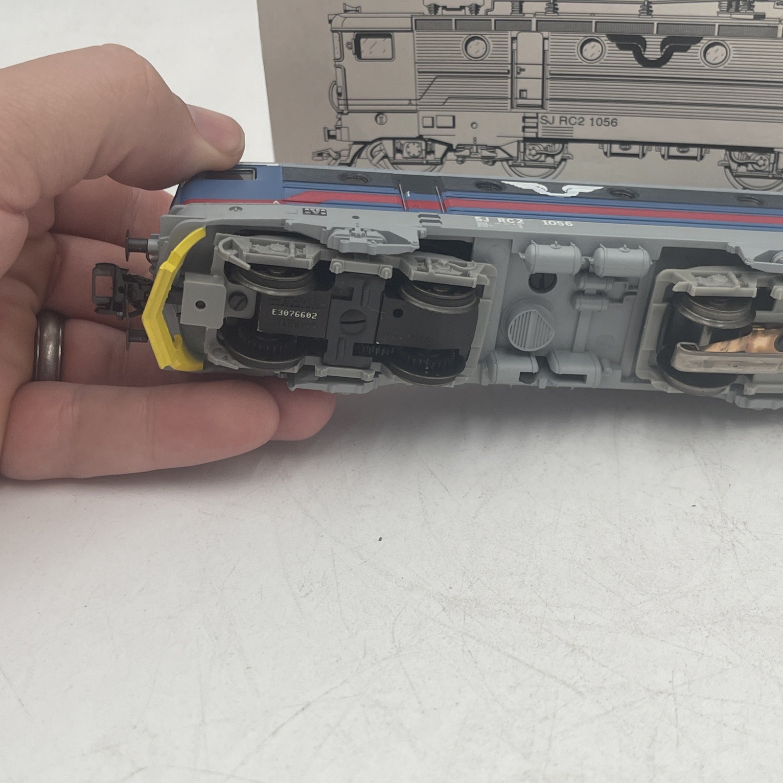 Märklin H0 3341 Electric Locomotive RC 2 1056 der SJ Analog W/ Box – USA SELLER