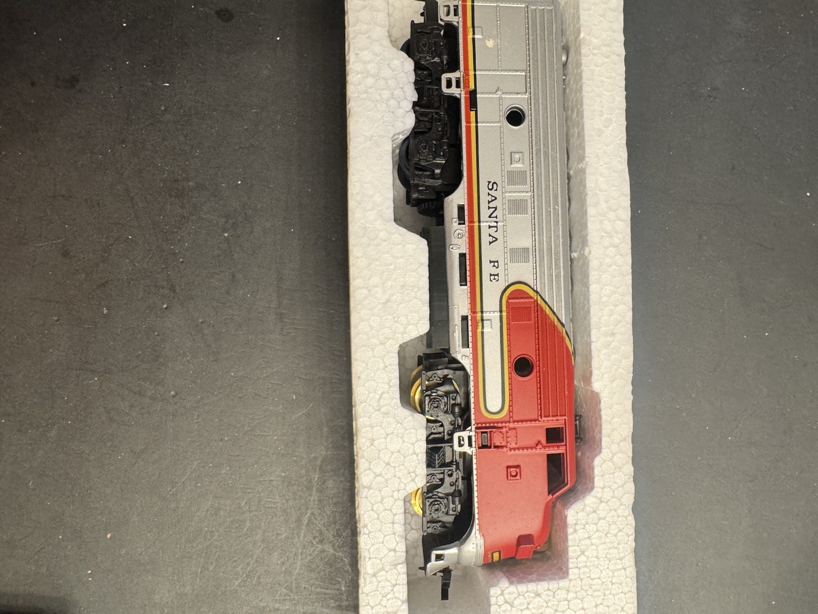 Vintage Life-Like HO Scale F-7 SANTA FE Diesel Locomotive