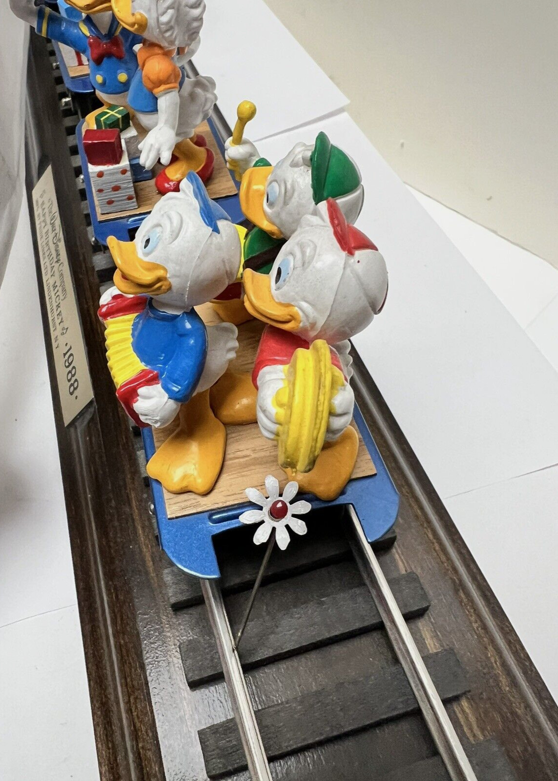 1988 WALT DISNEY PRIDE LINES MICKEY MOUSE HAPPY 60TH BIRTHDAY TRAIN & DISPLAY