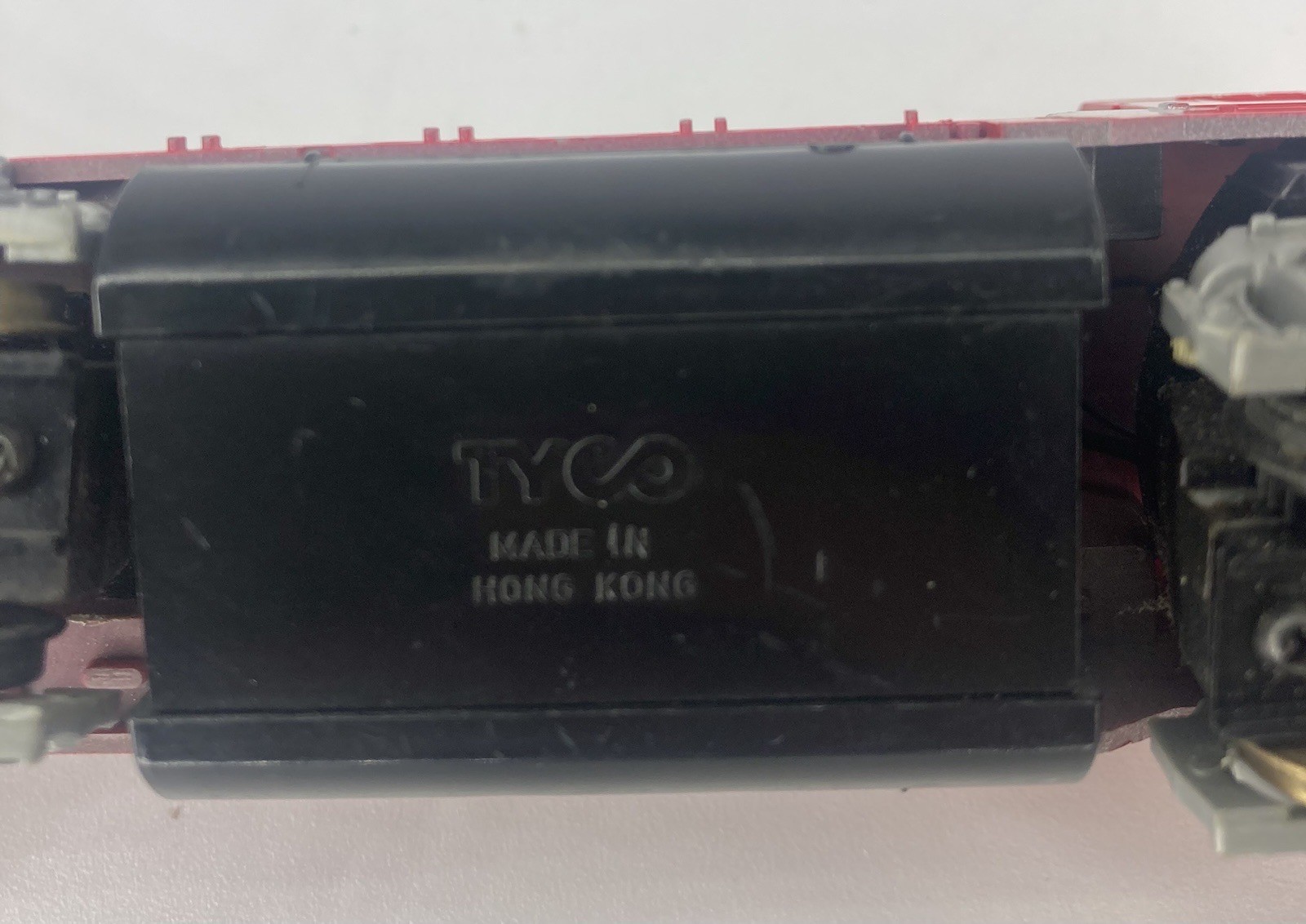 HO Scale Tyco, GP-20 Loco Santa Fe, Silver UNTESTED 5628
