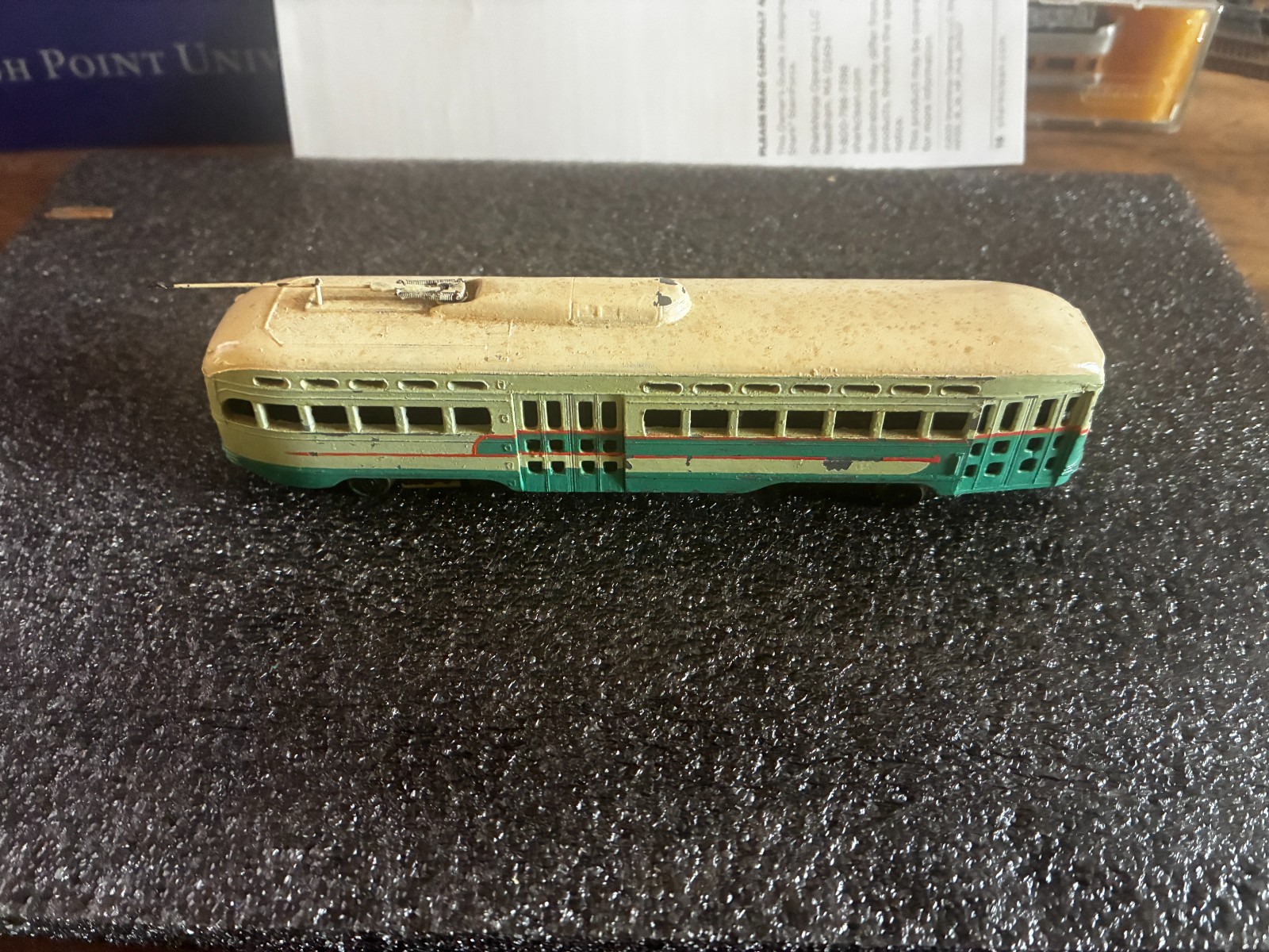[T-HO] HO Scale Brass PCC Streetcar – Baltimore Transit Co. Route 25 Wokring!