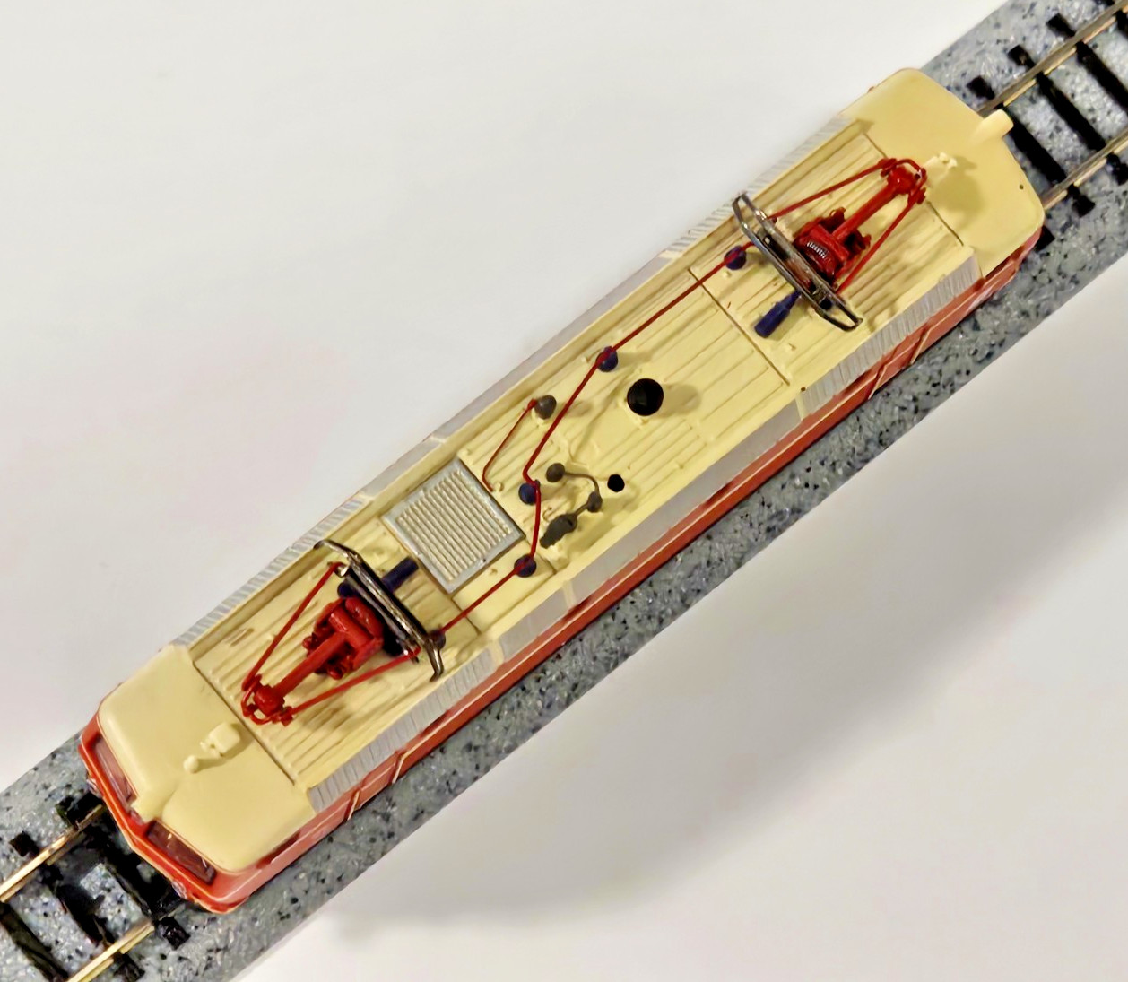 N SCALE ROCO 43658 OBB ÖBB CLASS BR 1044 077-4 E-LOK ELECTRIC LOCOMOTIVE AUSTRIA