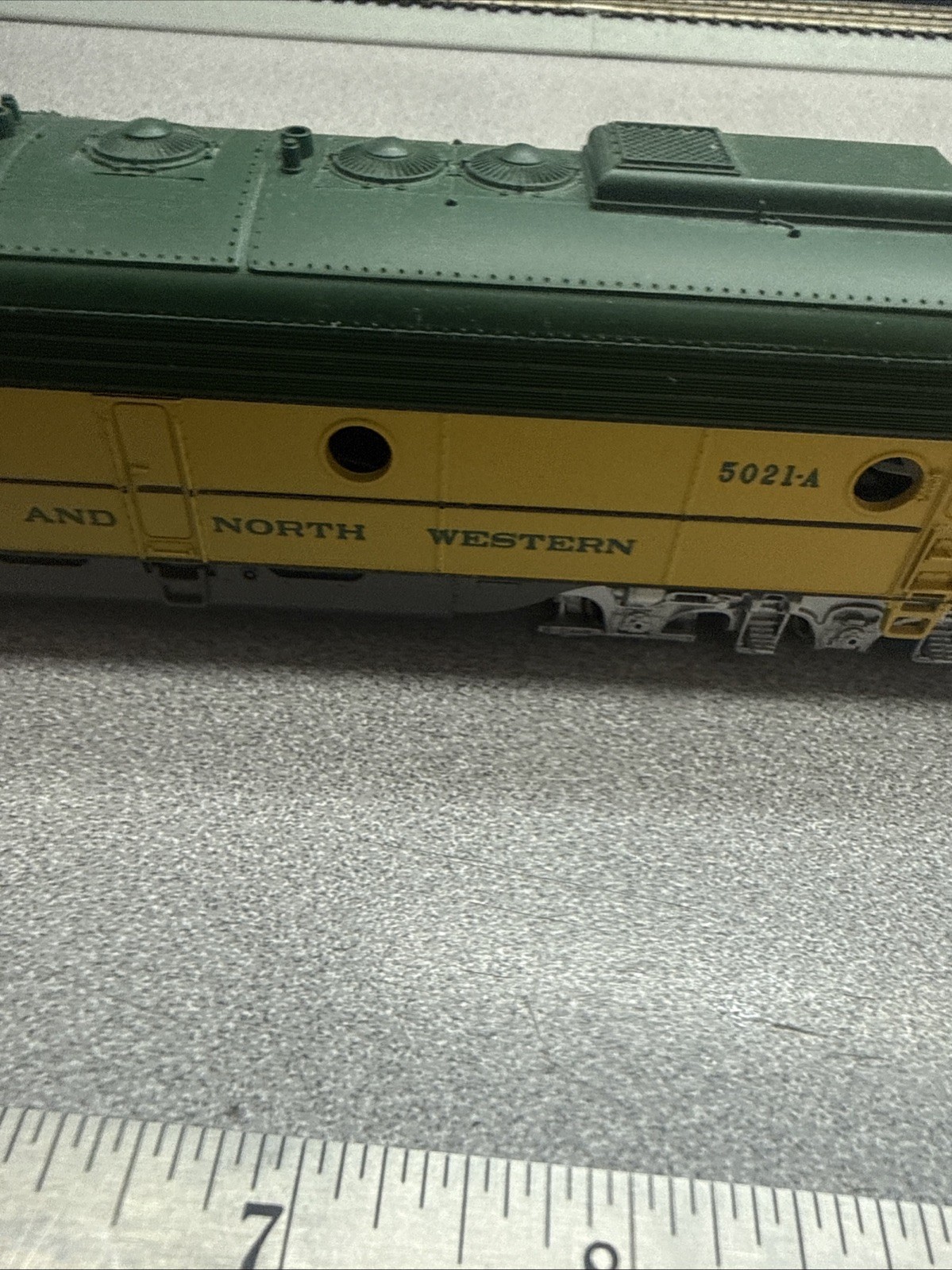 Rivarossi Chicago & North Western #5021A E7 HO Dummy Diesel Locomotive
